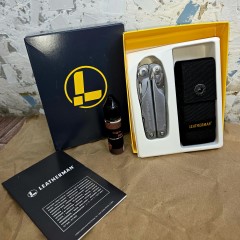 Мультитул LEATHERMAN SURGE 830165 с нейлоновым чехлом